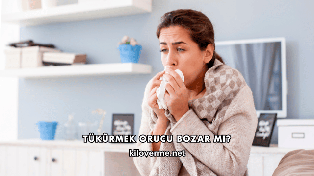 Tükürmek Orucu Bozar mı?